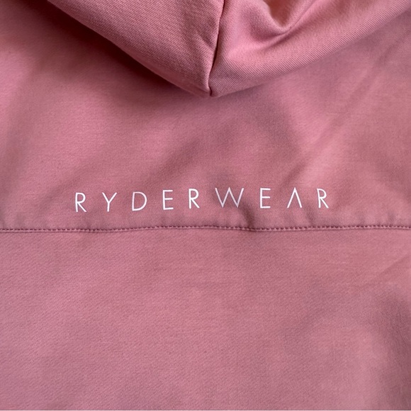 Ryderwear women's pink cropped zip-up hoodie - Picture 4 of 6